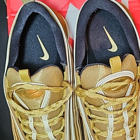 Nike 97 Air Max Metalic Gold Size 12 US men - Picture 5 of 6